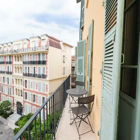 Coquelicot Five Stars Holiday House * Nice