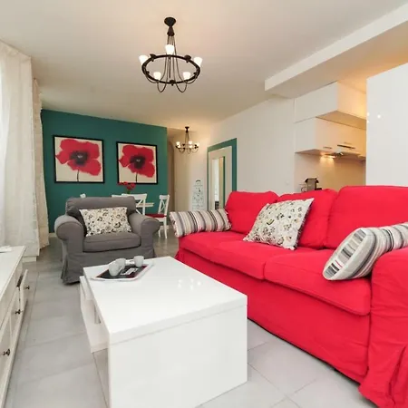 Apartment Coquelicot Five Stars Holiday House Nice
