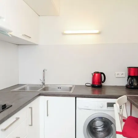 Coquelicot Five Stars Holiday House Apartment *