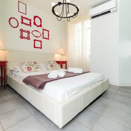Apartment Coquelicot Five Stars Holiday House